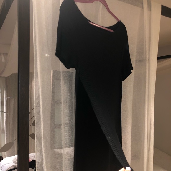 Long shirt with a slit on the side - Picture 2 of 2